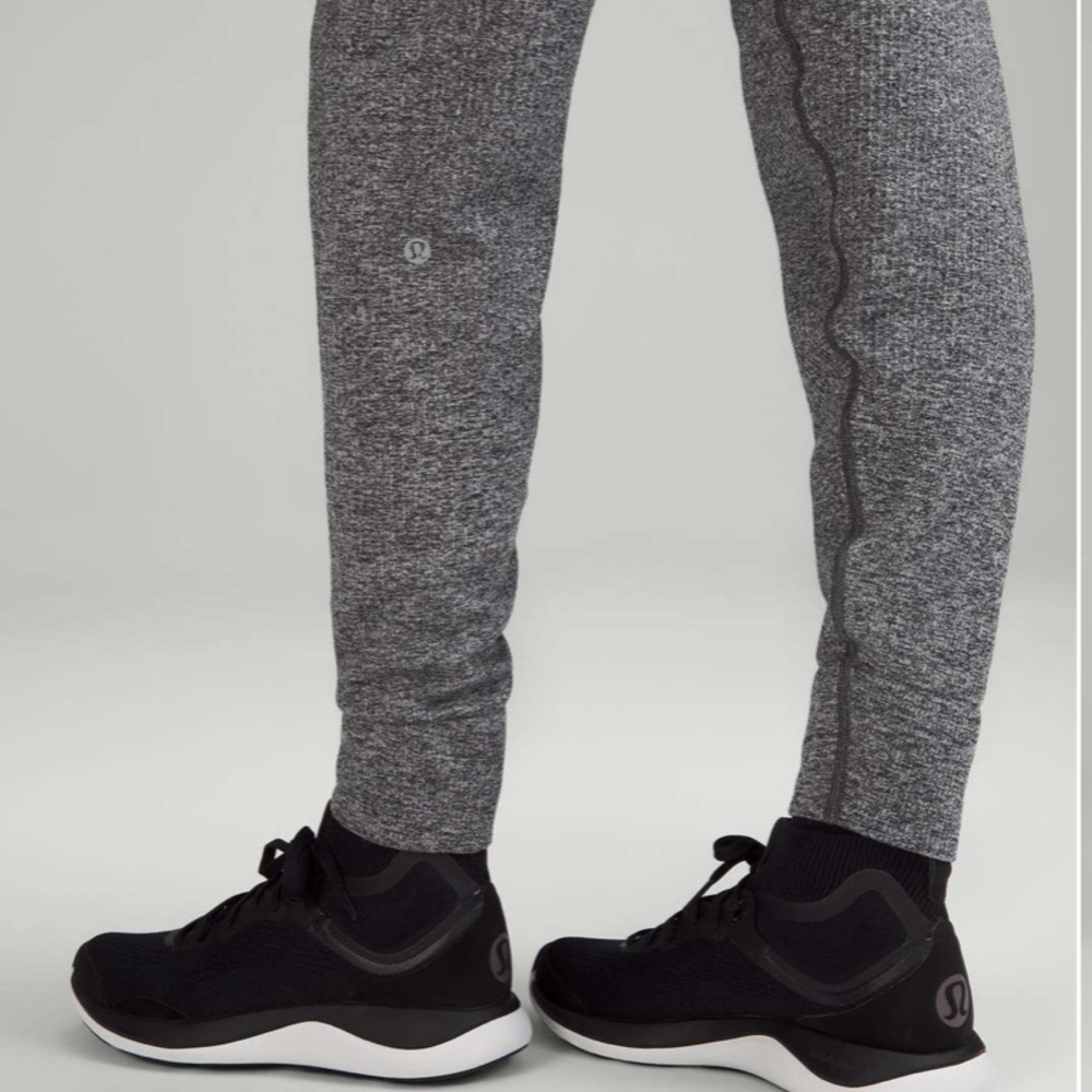 Lululemon Engineered Warmth Relaxed Fit Jogger - Picture 4 of 7